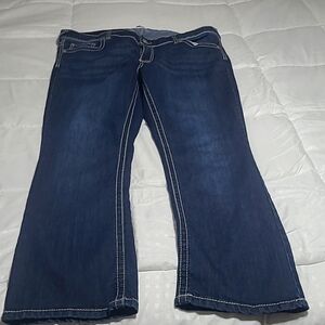 New without tags maurices size 20 short dark blue denim